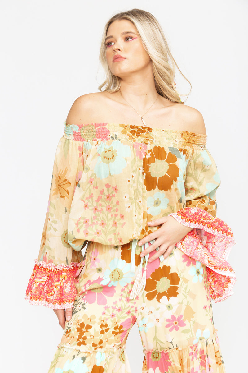 Fields of Daisies Top